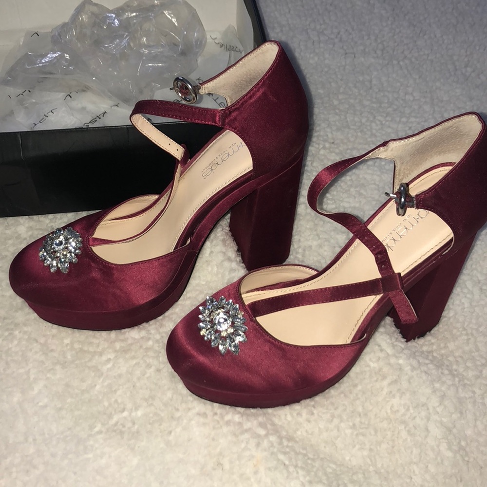 Size 8 Brand New York and company